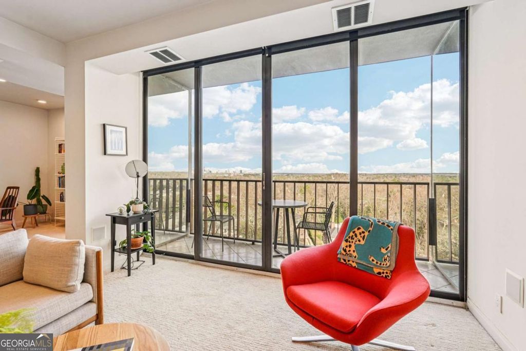 Photo of 145 15th Street NE #1029, Atlanta, GA 30309 (MLS # 10694553)