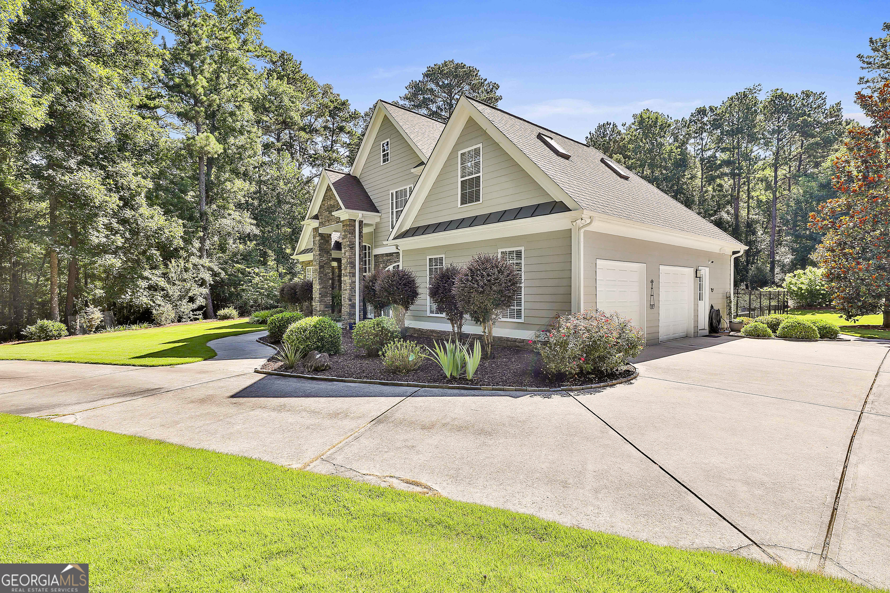 681 Ellison RD