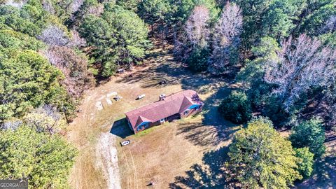 Photo of 276 Lee Thompson Road, Moreland, GA 30259 (MLS # 10658845)