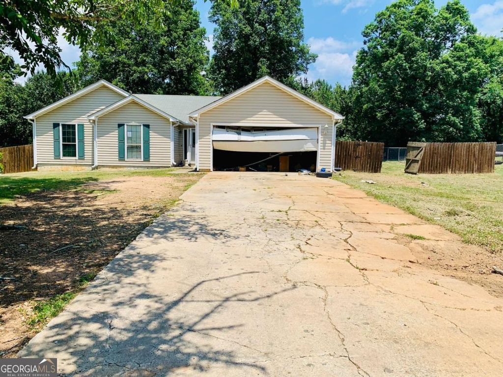 Photo of 236 Northbridge Drive, Stockbridge, GA 30281 (MLS # 10776145)