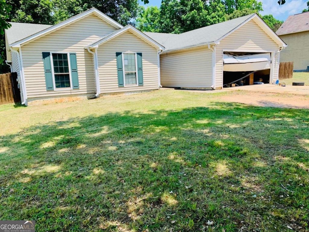 Photo of 236 Northbridge Drive, Stockbridge, GA 30281 (MLS # 10776145)