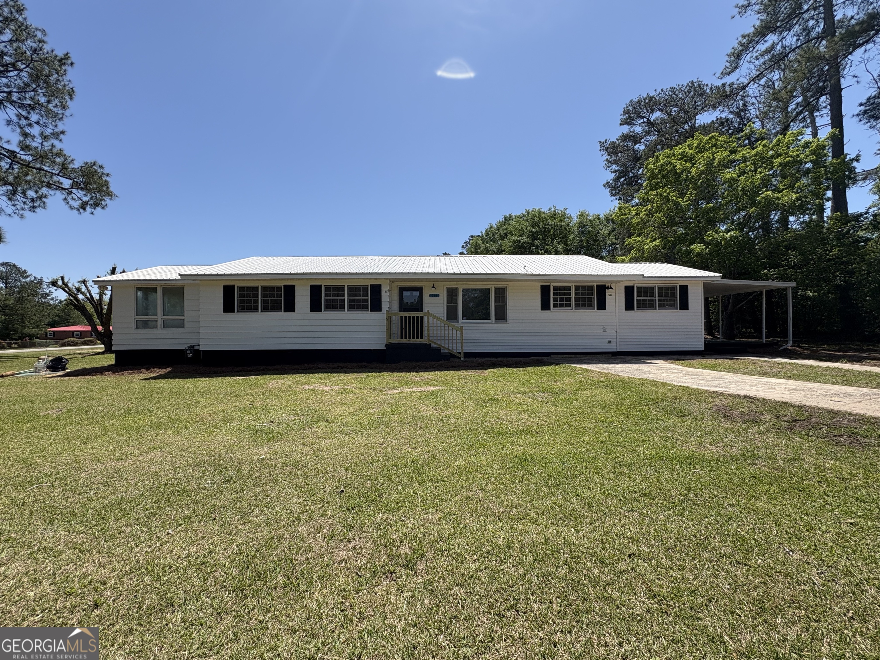 Listing image 4