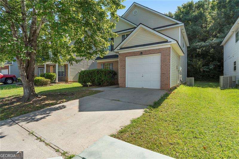 2433 Wood Bend LN