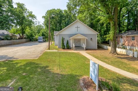 1689 Hosea L Williams DR Atlanta GA 30317