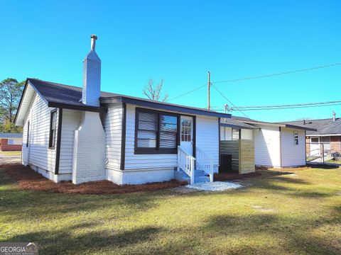 A home in Baxley