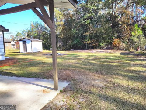 A home in Baxley