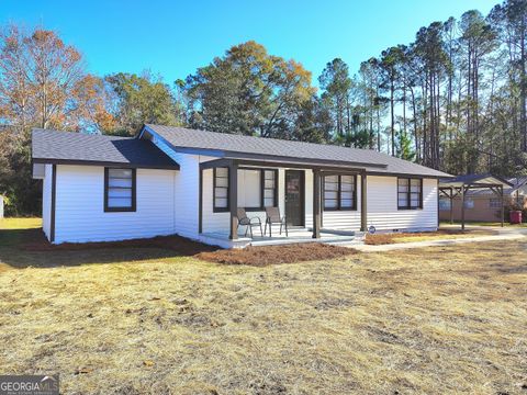 A home in Baxley