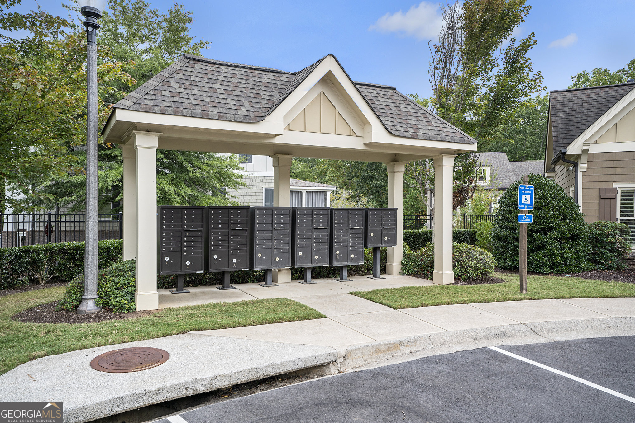 Overlook at Sixes - Residential