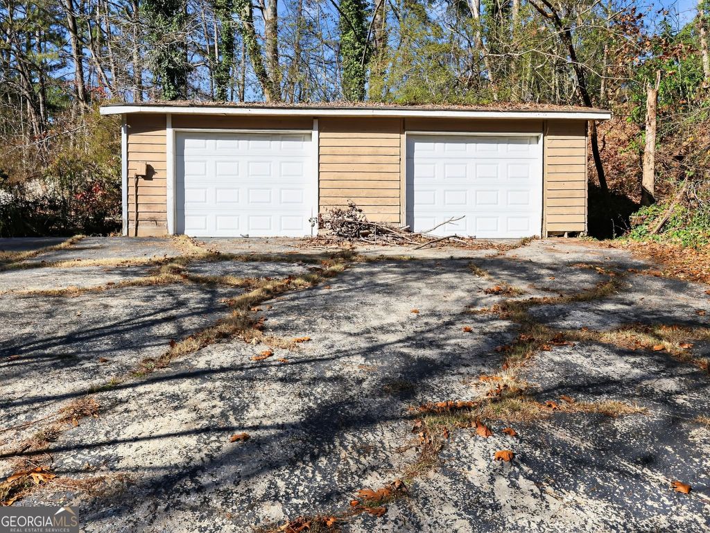 Photo of 583 Tarragon Court SW, Atlanta, GA 30331 (MLS # 10661522)