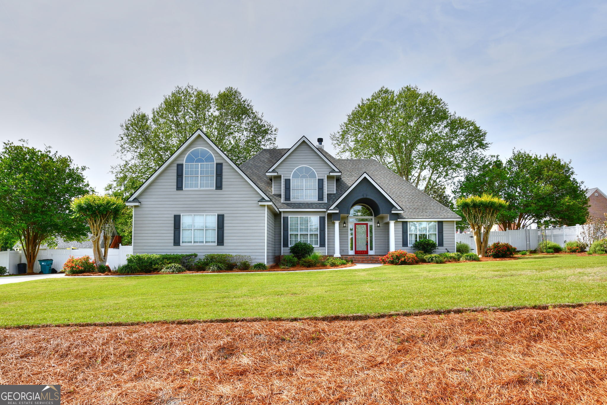 4043 Liska CIR