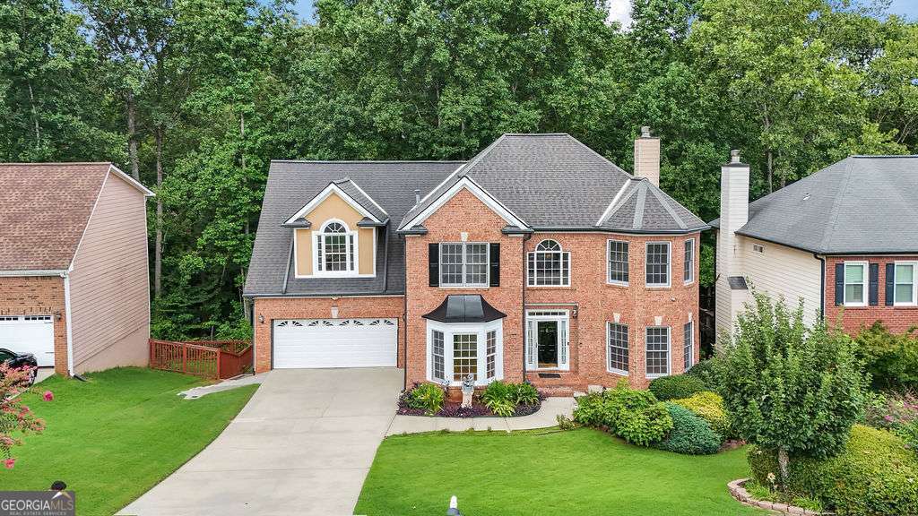 220 Ridge Bluff LN