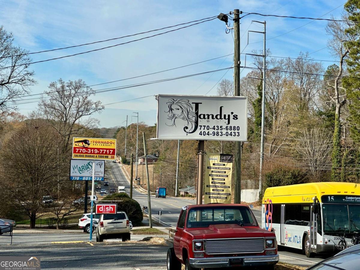 446 Windy Hill RD SE