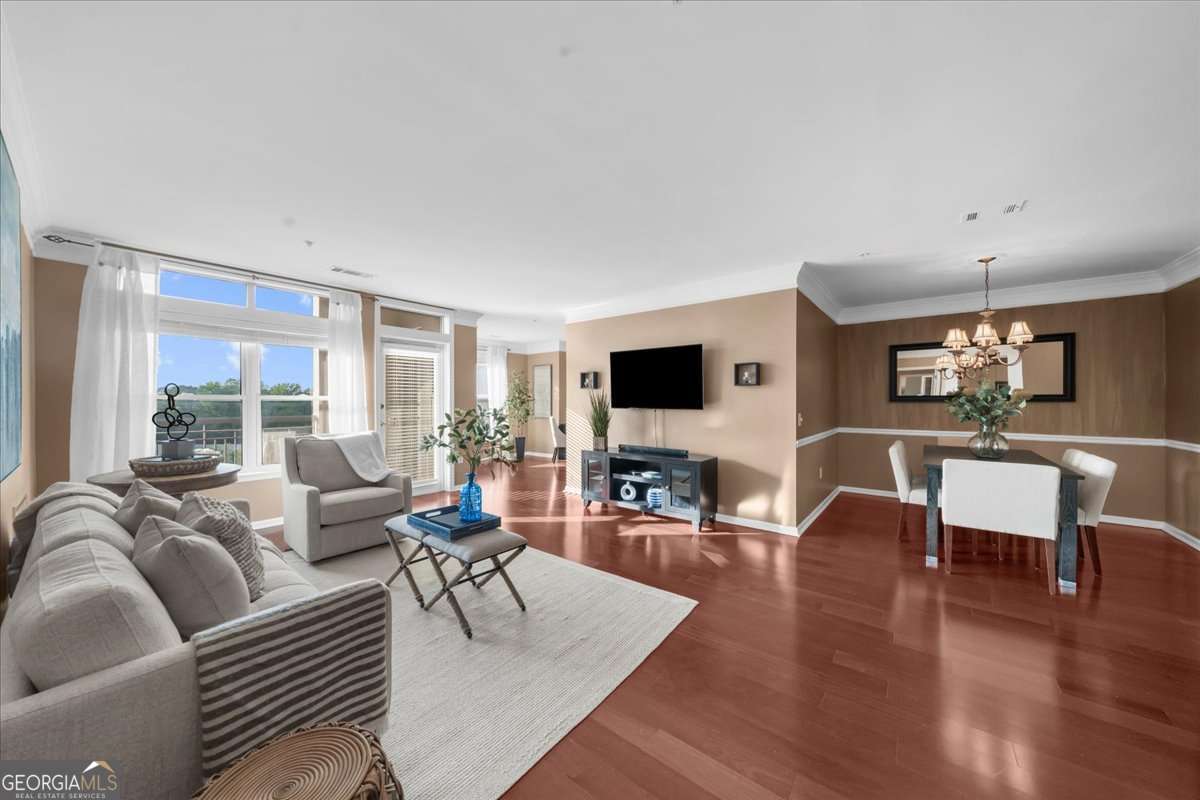3334 Peachtree RD NE 608