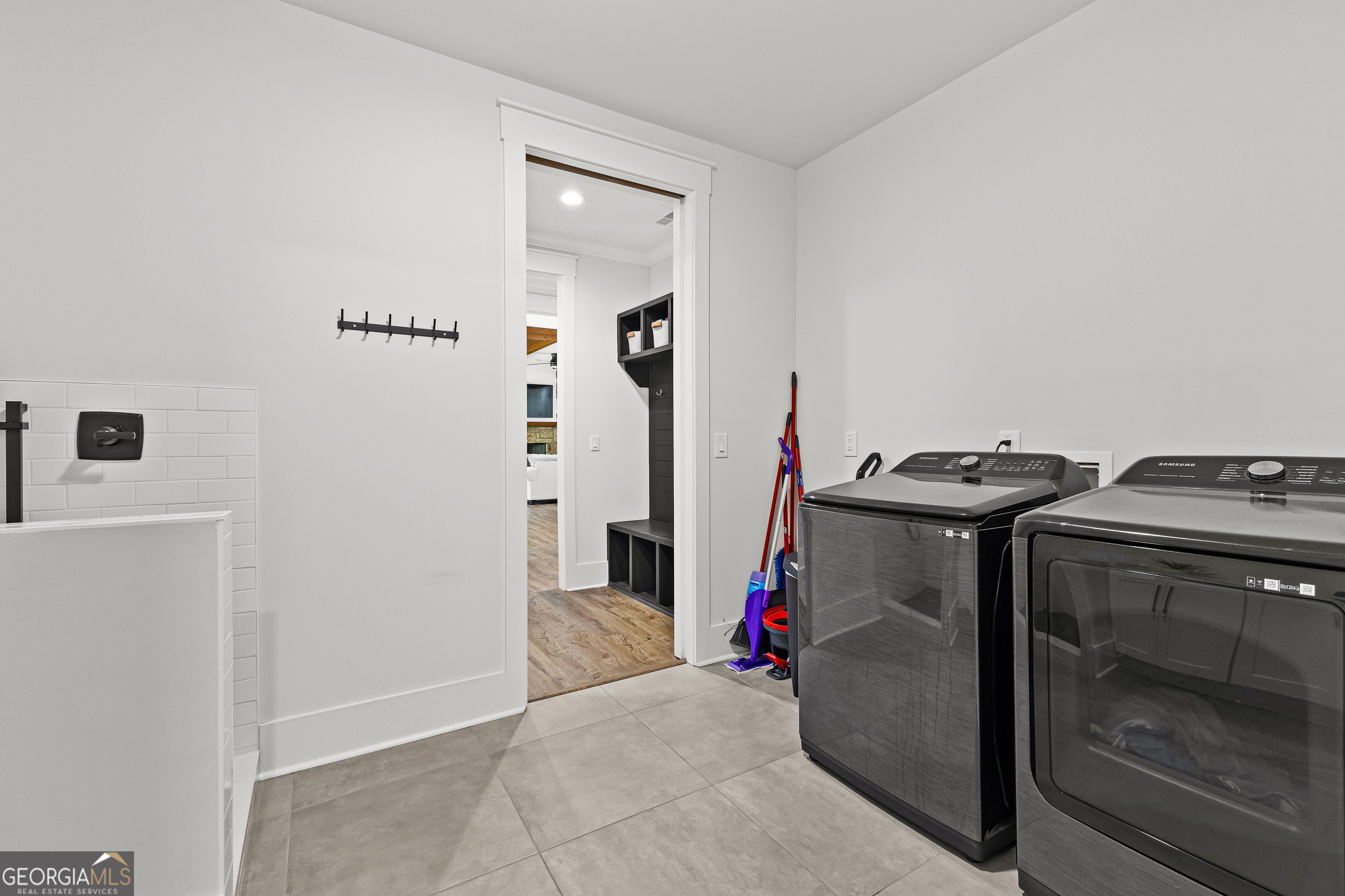 Brooks, Georgia 30205, United States, 5 Bedrooms Bedrooms, ,5 BathroomsBathrooms,Residential,Active,136085