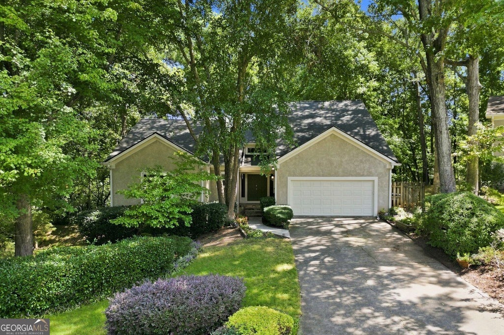 Photo of 2267 Belle Vista Court, Marietta, GA 30062 (MLS # 10842999)