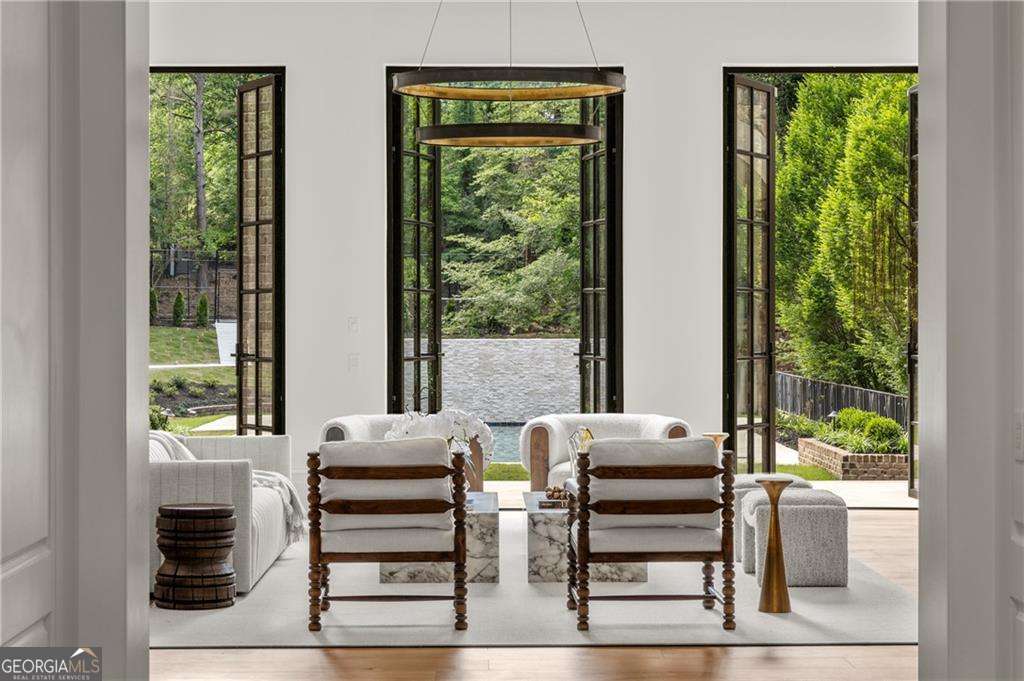 Sandy Springs - Residential