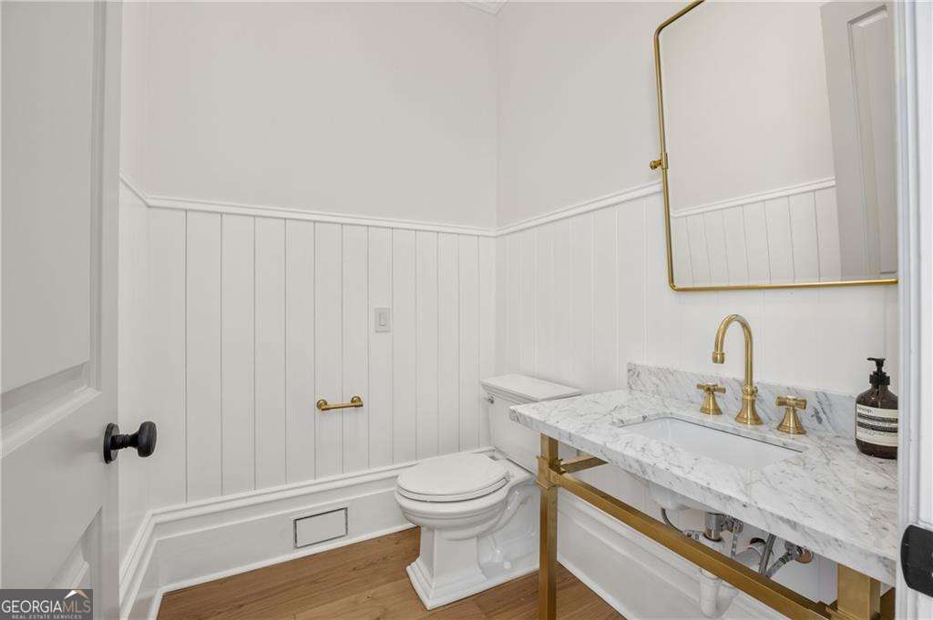 Sandy Springs - Residential