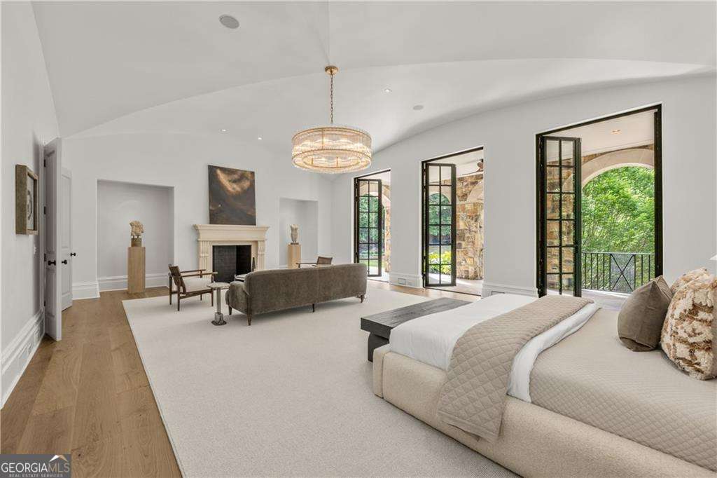 Sandy Springs - Residential