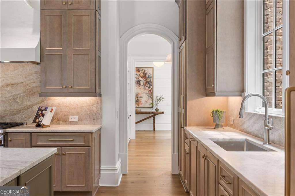 Sandy Springs - Residential