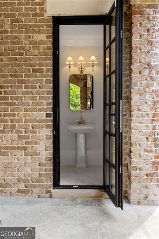 Sandy Springs - Residential