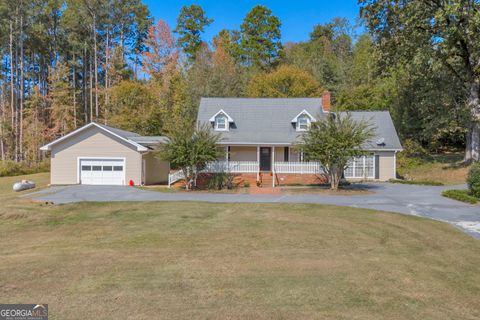 Photo of 97 Estatohe Circle, Toccoa, GA 30577 (MLS # 10629415)