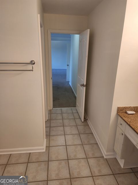 listing image 84