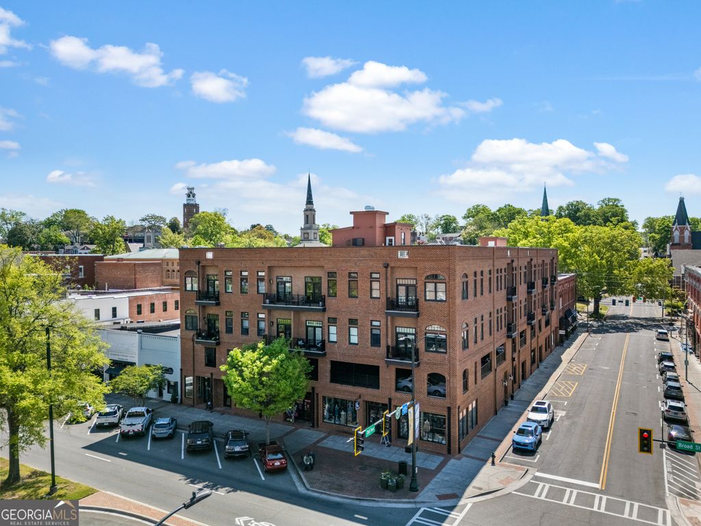 Photo of 1 E 3rd Avenue #310, Rome, GA 30161 (MLS # 10729075)