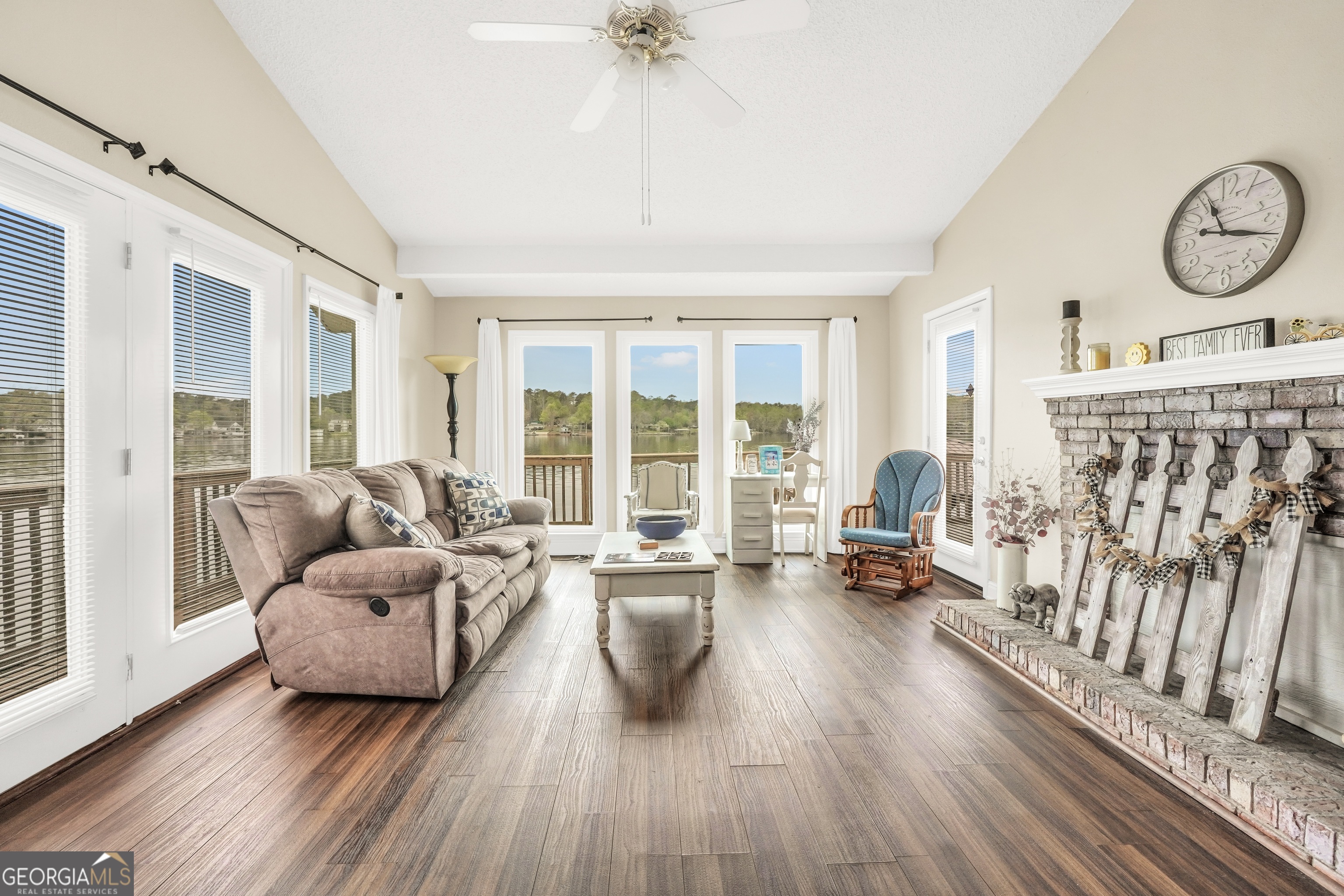 216 Deep Water RD