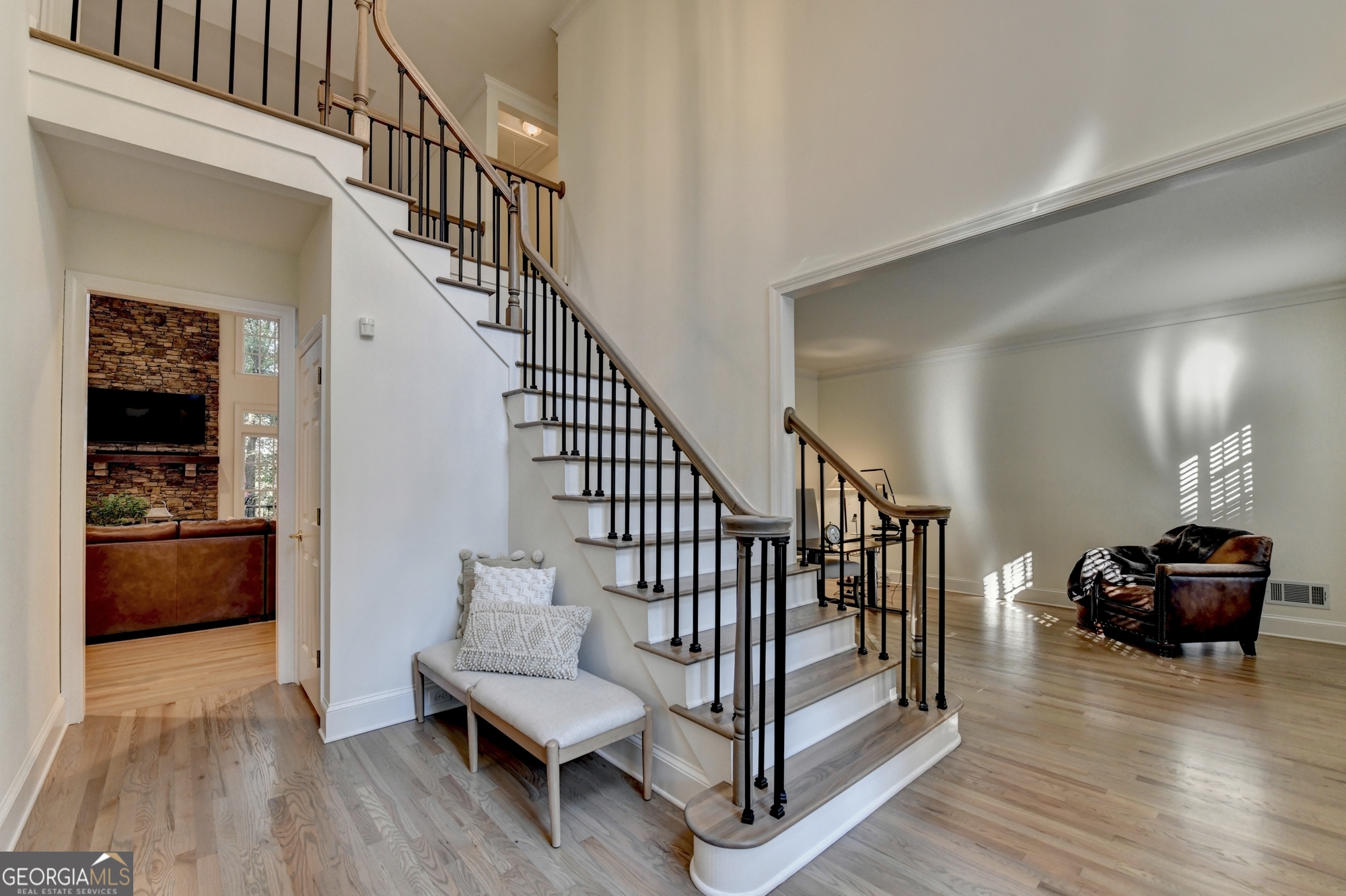 455 Oak Laurel CT