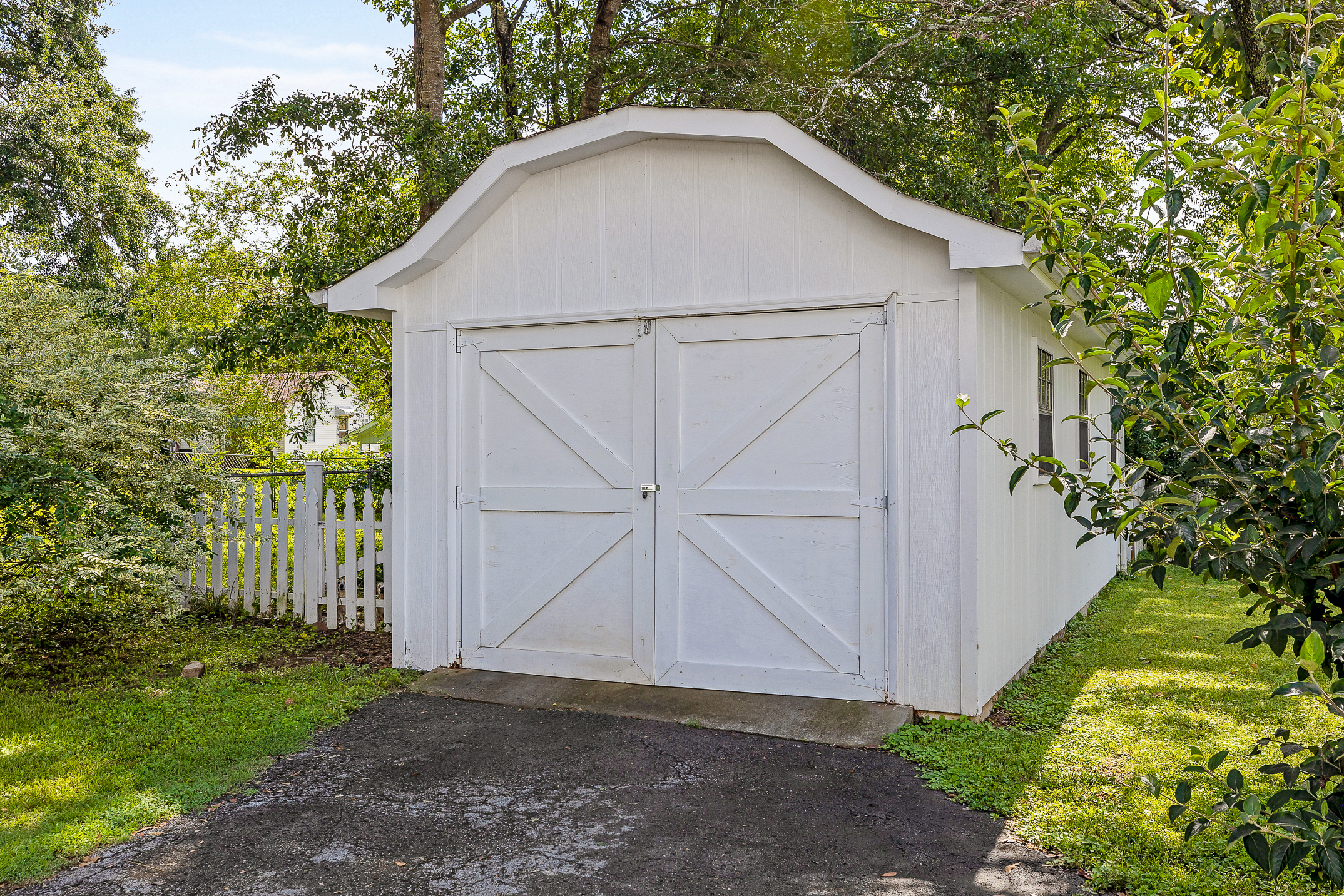 E.P. Hall - Residential