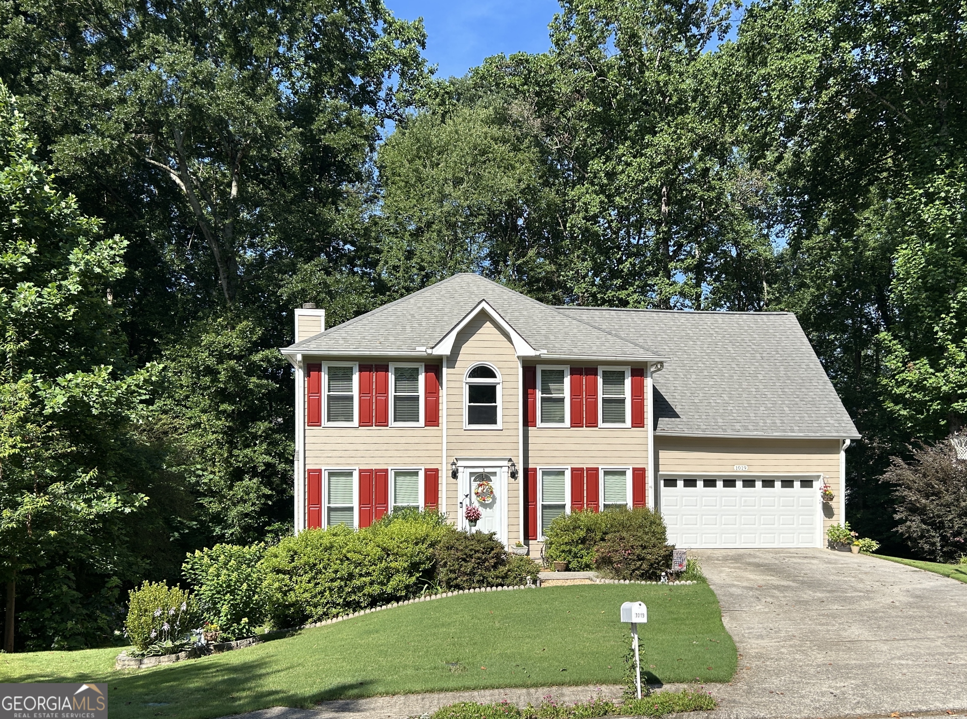 1019 Wolf Springs CT