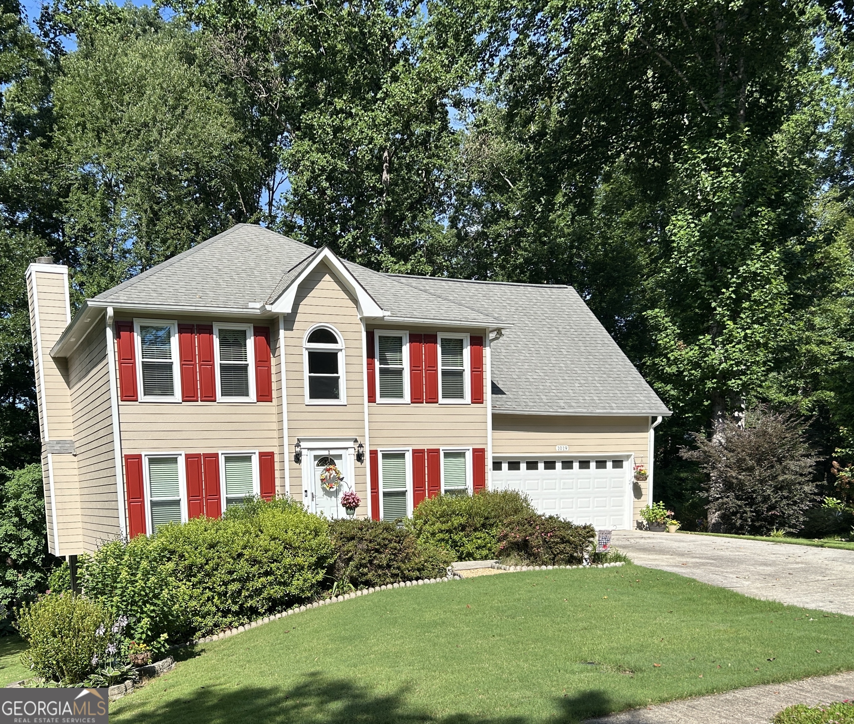 1019 Wolf Springs CT