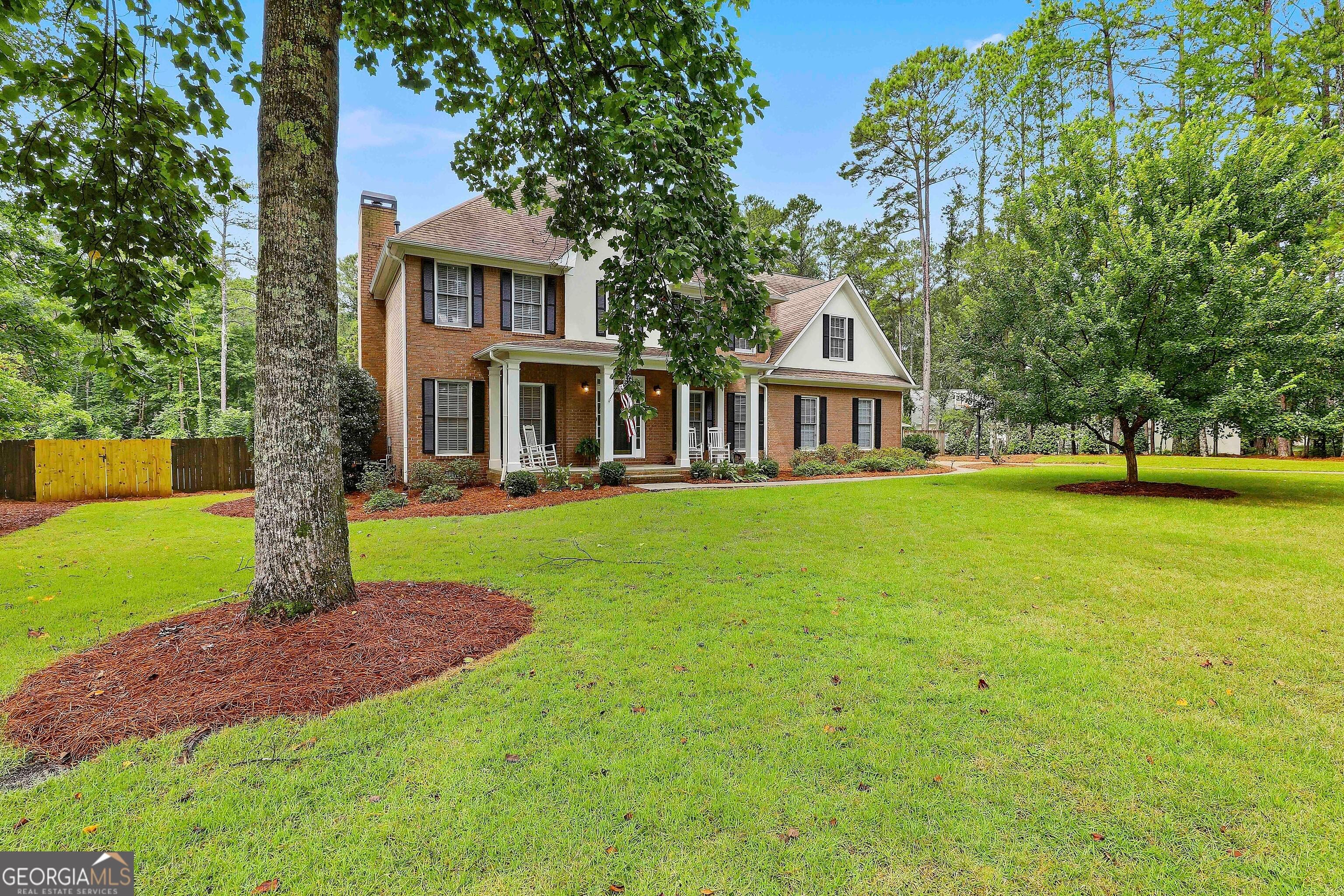 1106 Montclair DR