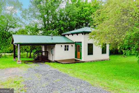 5198 Highway 52 E Ellijay GA 30536