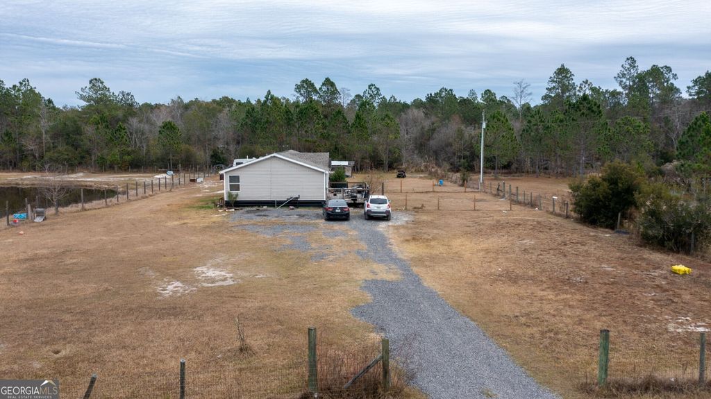 Photo of 264 Wheat Street, Saint George, GA 31562 (MLS # 10654603)