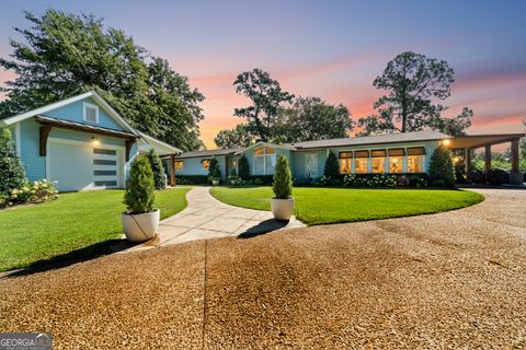 Photo of 113 Island View Drive NE, Milledgeville, GA 31061 (MLS # 10598760)