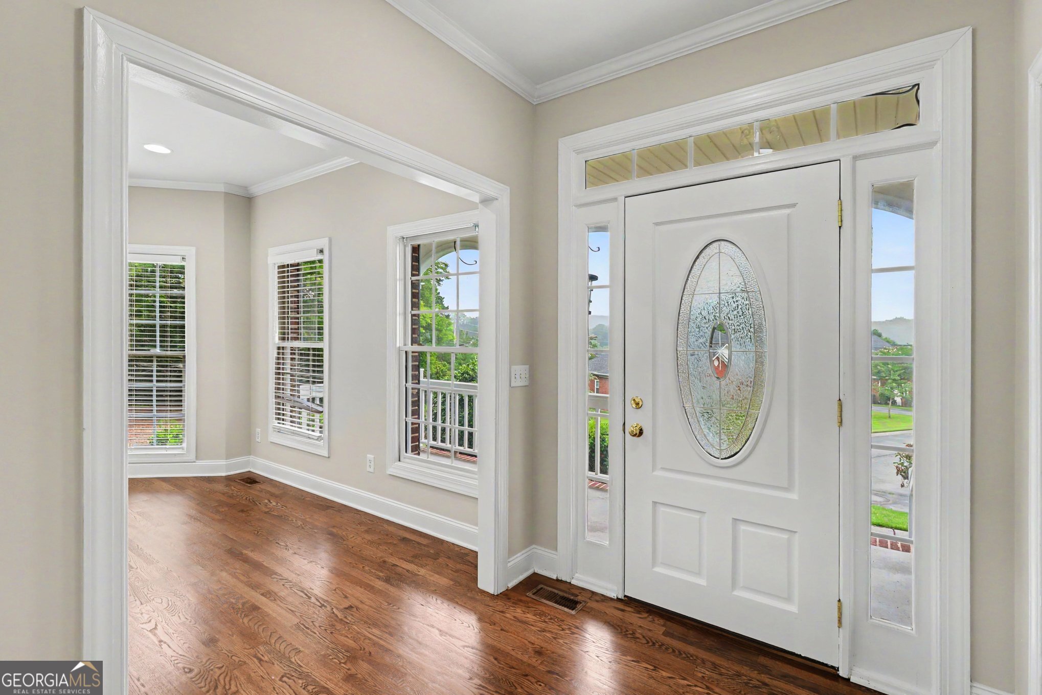 130 Oakhurst TER NE