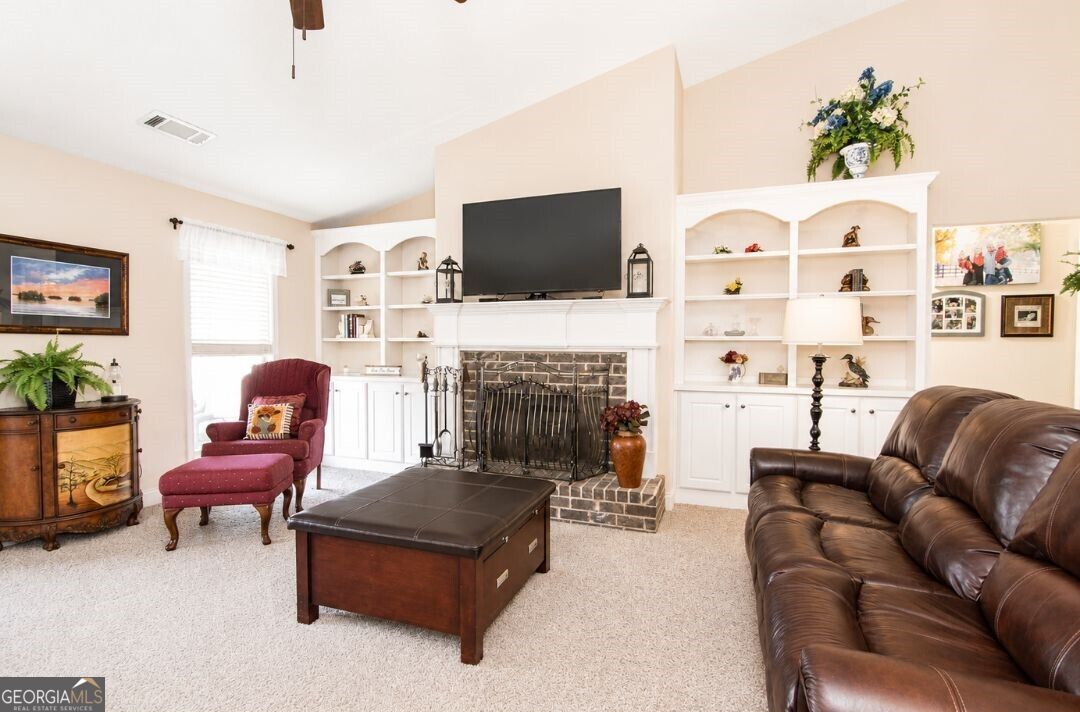 107 Cooper CT