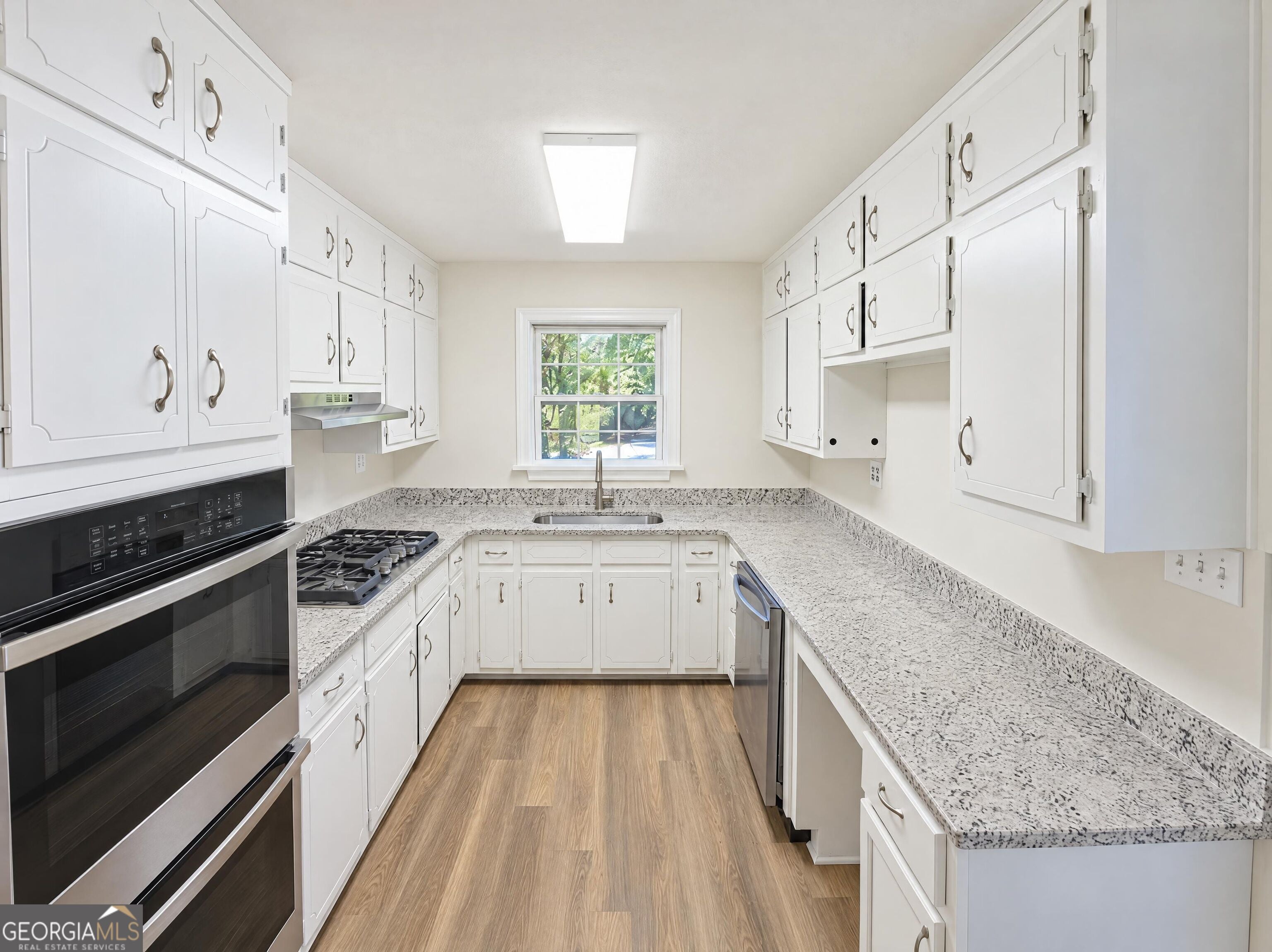 1105 Old Loganville RD