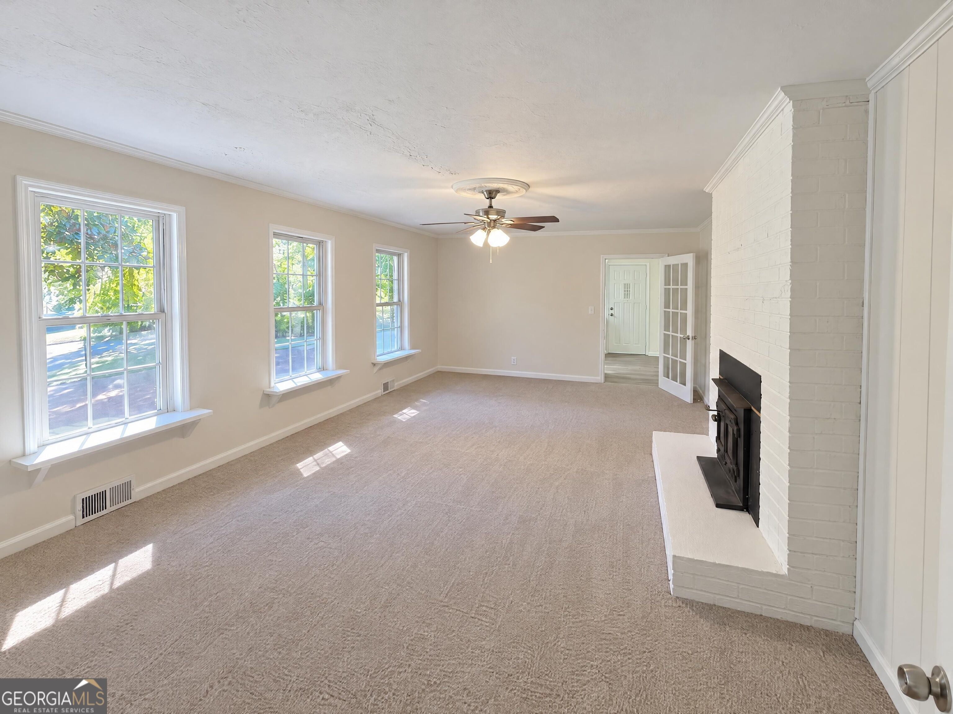 1105 Old Loganville RD