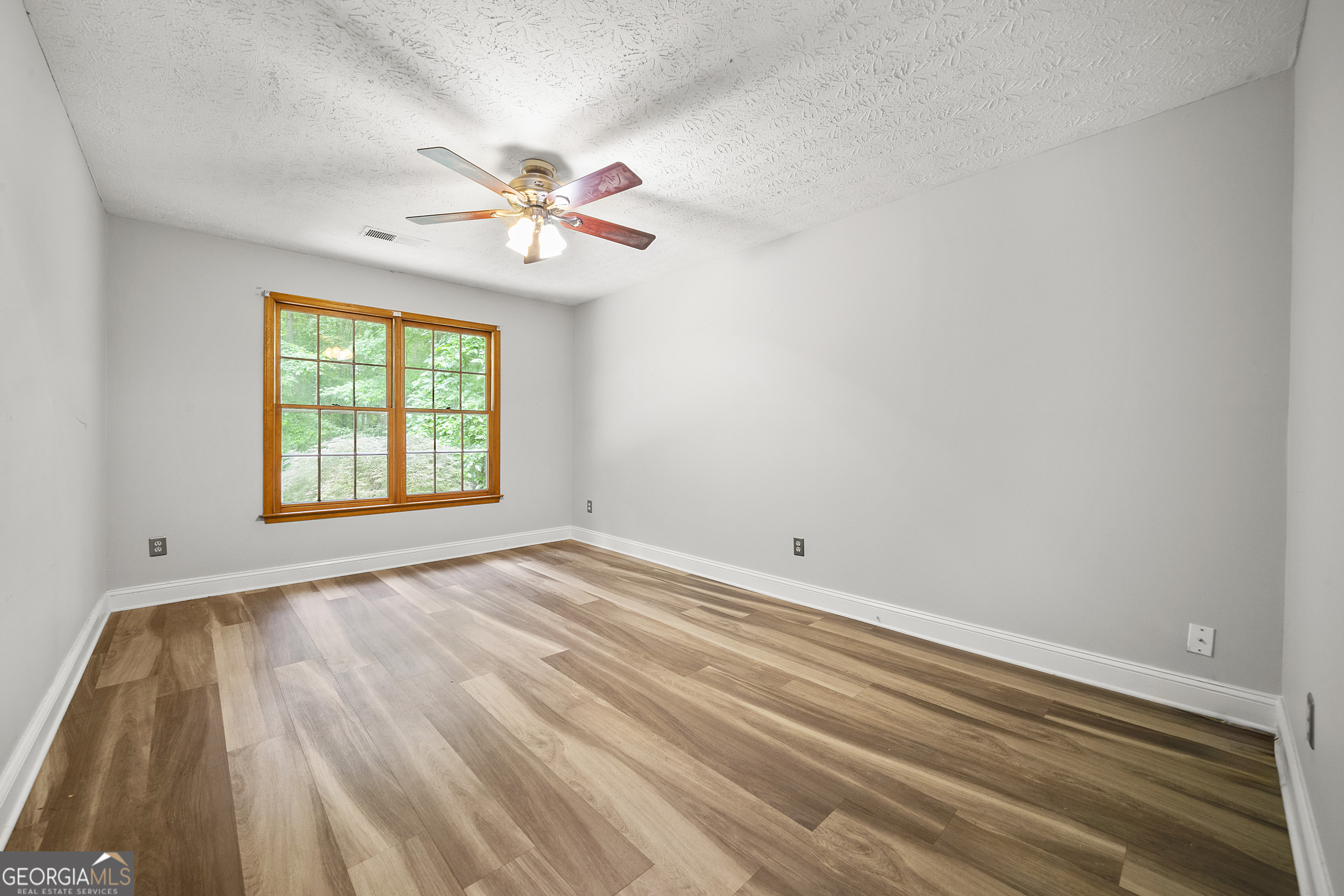 Peachtree City, Georgia 30269, United States, 3 Bedrooms Bedrooms, ,2 BathroomsBathrooms,Residential,Pending,145801