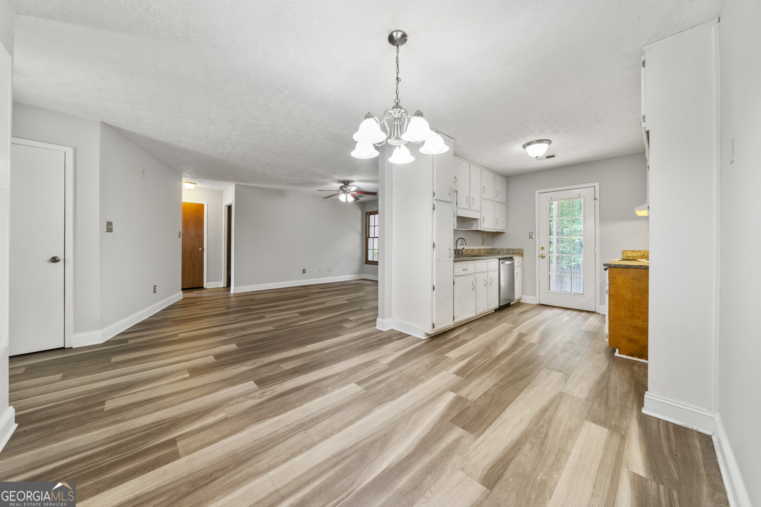 409 Deergrass TRL