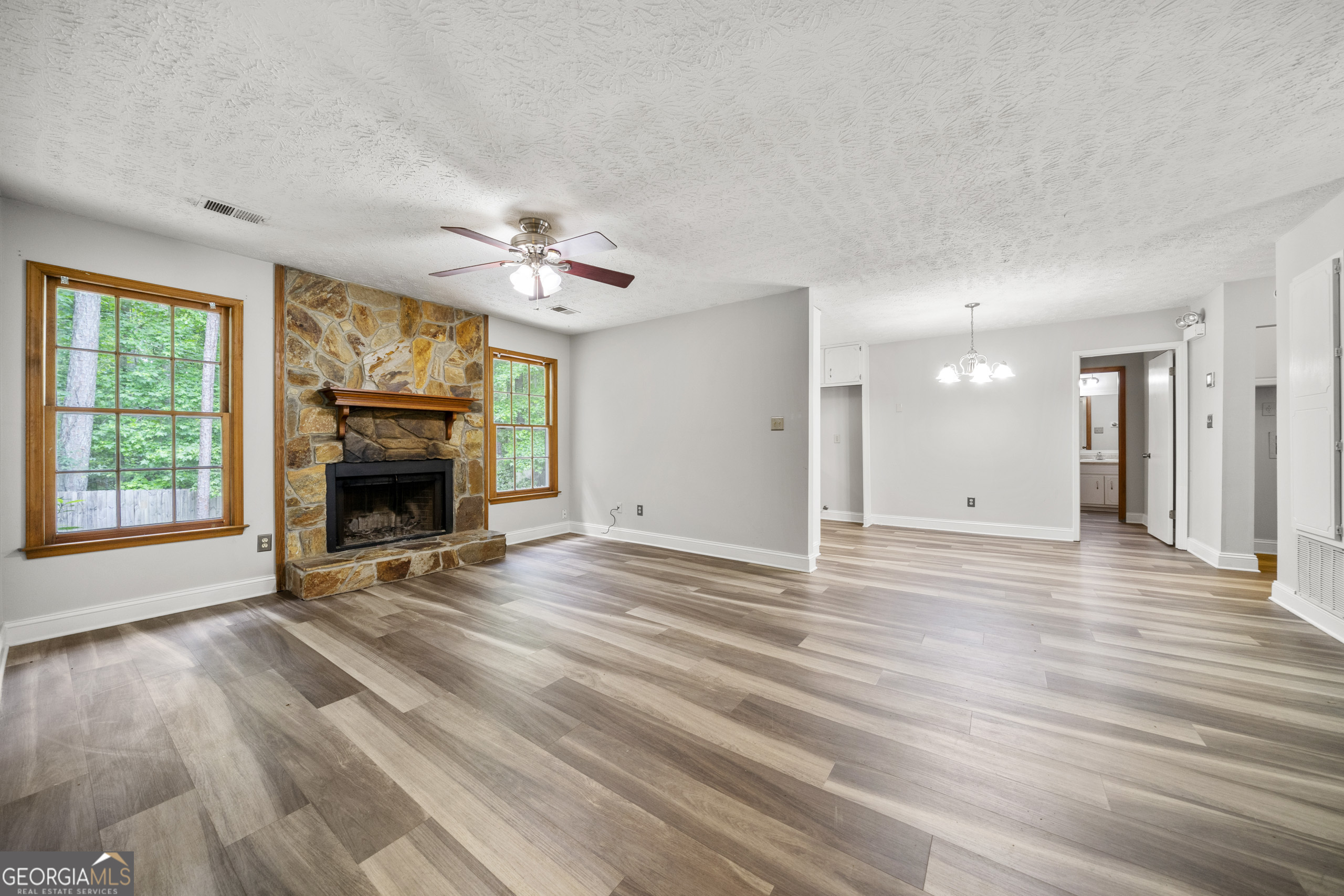 409 Deergrass TRL