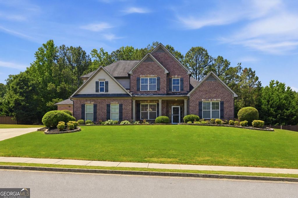 Photo of 1398 Mill Pointe Court, Lawrenceville, GA 30043 (MLS # 10765529)