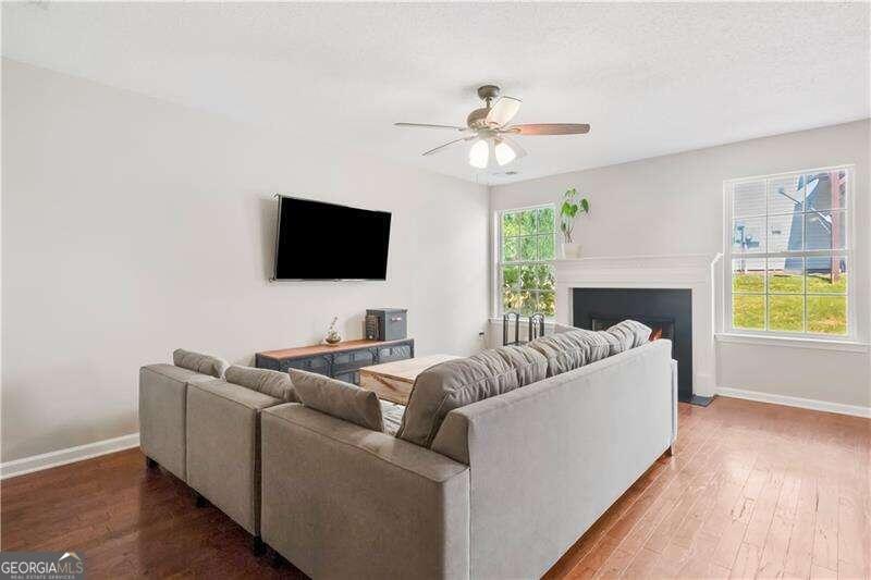 FOX CREEK - Residential