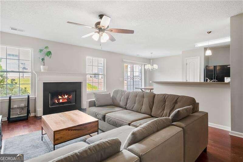 FOX CREEK - Residential