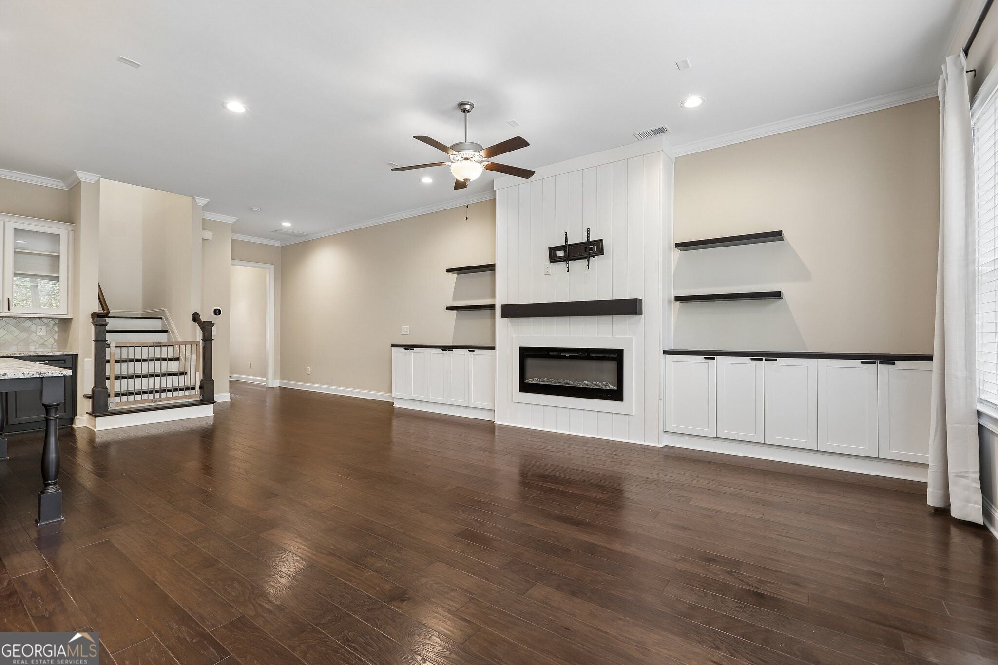 3466 Fenton DR SE