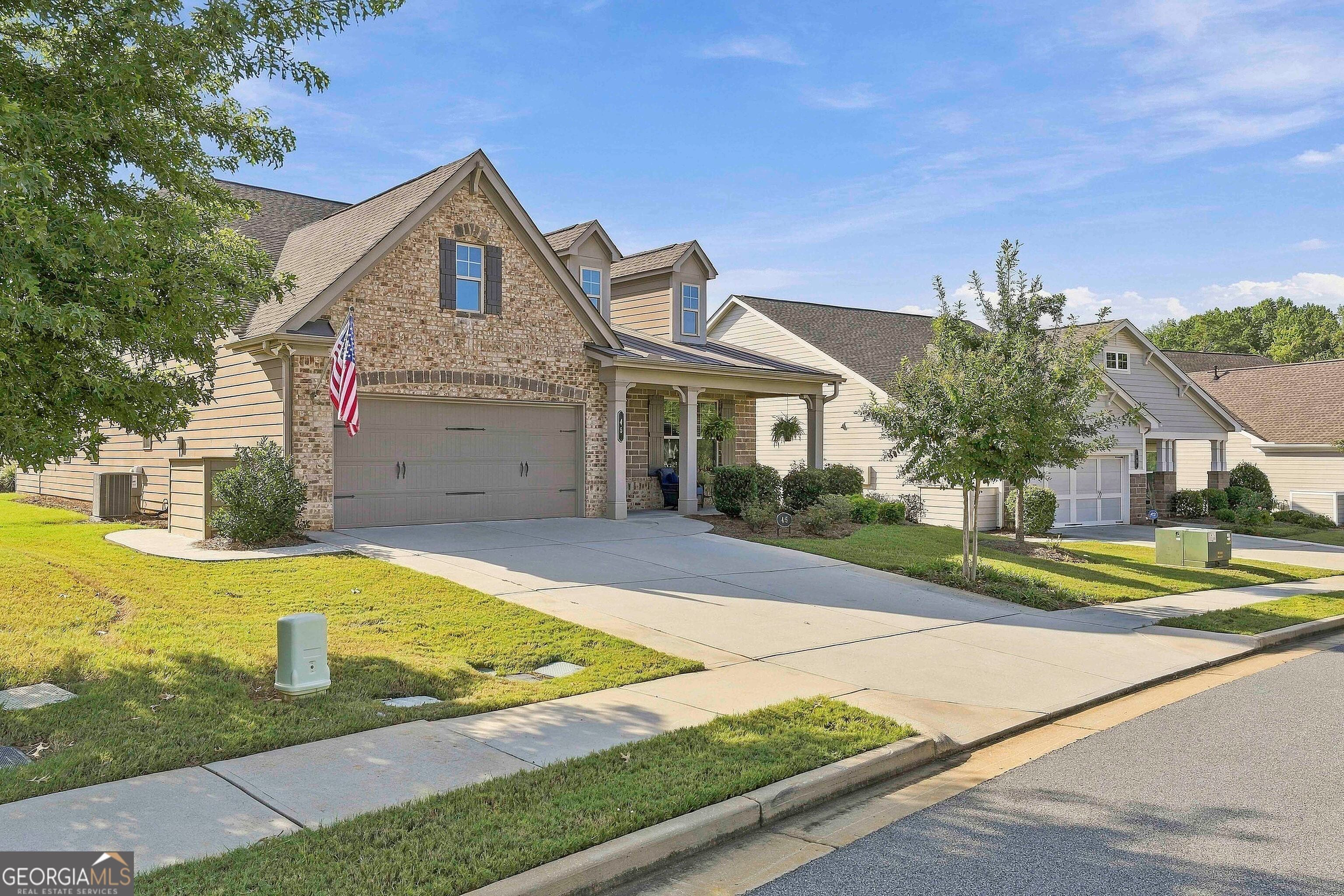 45 Maple Leaf RD