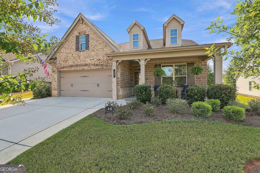 Photo of 45 Maple Leaf Road, Sharpsburg, GA 30277 (MLS # 10847292)