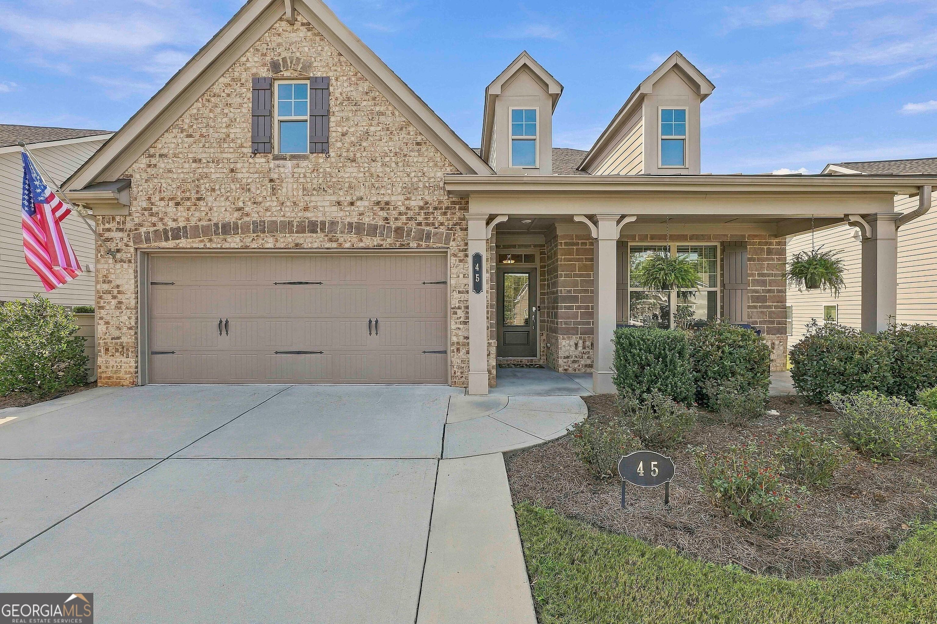 45 Maple Leaf RD